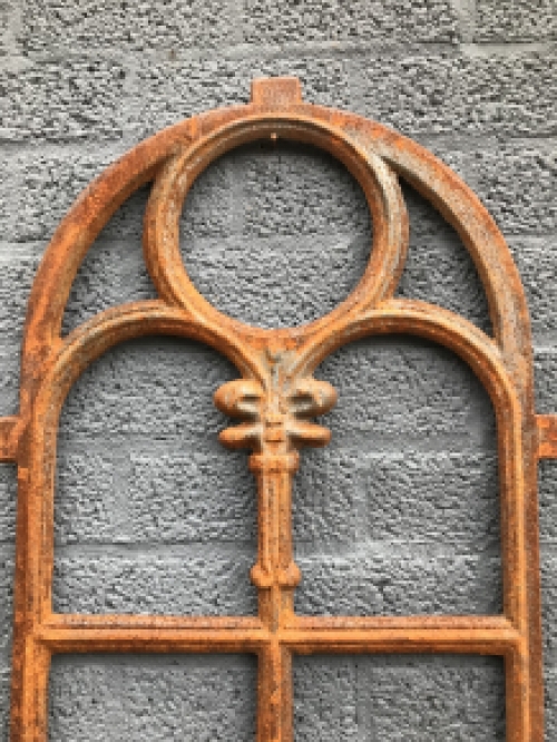 Cast iron stable window, Church window, cast iron, fine model.