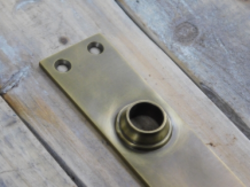 1 Long door plate, brass patinated, ''cova'', closed plate.