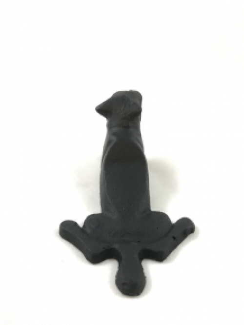 Door stopper in the shape of a dog, nice!