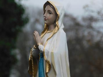 Statue of Mary with rosary - polystone