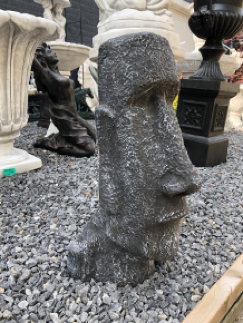 Stenen beeld van ''Moai'', figuur van de paaseilanden