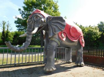 One-off: Elephant XXL - 340 x 400 cm - Unique Image