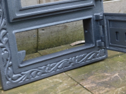 1 oven door for the stove or oven, cast iron + glass + ash shutter