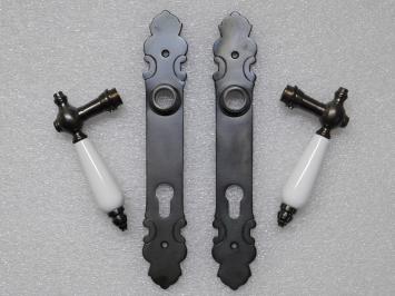 Türbeschlag-Set – 2 Türgriffe mit Türplatten PC92 – Dunkel patiniertes Messing – Klassisch & stilvoll