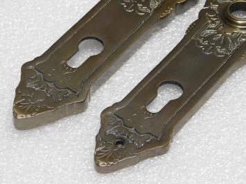 Set Deurbeslag Montel – Klinken + Deurplaten PZ 92 – Donker Gepatineerd Messing