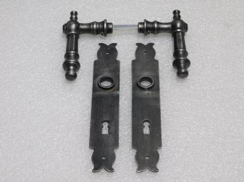 Door Hardware Set - Victoria Handles + Baron BB 72 Door Plates - Cast Iron, Galvanised