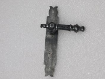 Door Hardware Set - Victoria Handles + Baron BB 72 Door Plates - Cast Iron, Galvanised