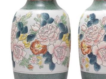 2er-Set großer Vintage Asiatischer Ziervasen mit Blumenmuster – ca. 60 cm – Keramik