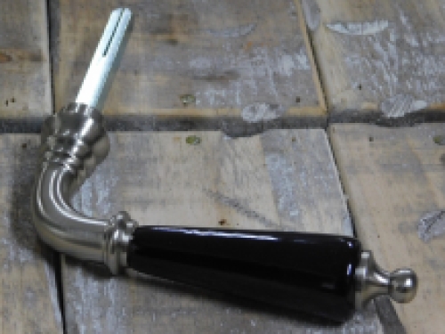 Set deurklinken, nikkel mat, met zwart porseleinen handvat incl. doorn 8 mm x 10 cm, 2 klink rozetten, 2 sleutelgat rozetten