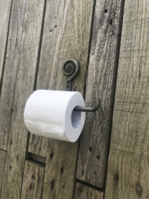 Toilettenpapierhalter / WC-Rollenhalter, schön handgeschmiedet, robustes Aussehen