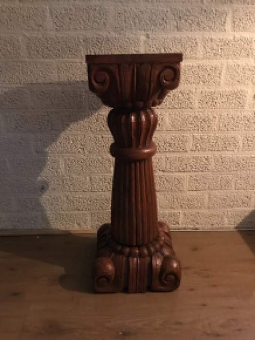 Column - pedestal- Klingel- hand-carved colonial carvings, amazing!!