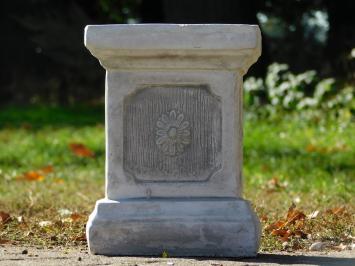 Pedestal Small - 25 cm - Square - Solid Stone