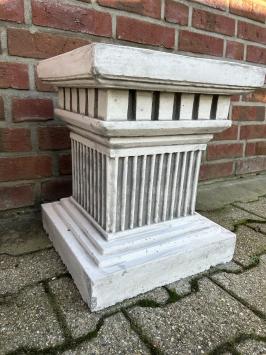 Pedestal - Column - 42 cm - Square - Stone