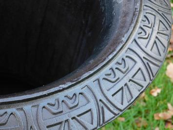 Sturdy garden vase - black - cast iron