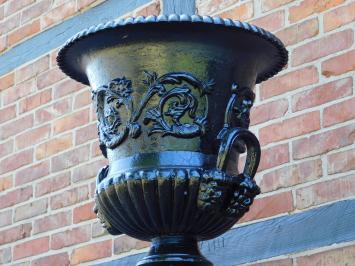 Large Garden Vase on Pedestal - Black - Cast iron - Stylish Garden Decoration