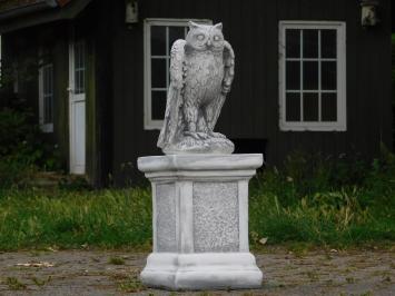 Unikat: Eule auf Sockel - 66 cm - Stein