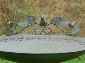 Vogeltränke / Futterschale mit Vögeln – stehend – 82 cm – Metall