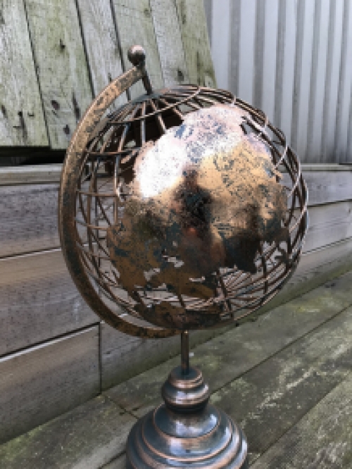 Metalen wereldbol, goud/zwart look, fraai decoratief item, laatste!